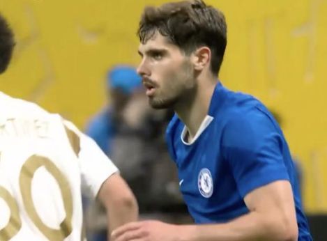 Kaiyun Sports切尔西门将多次救险，当选全场最佳球员，这是处理.