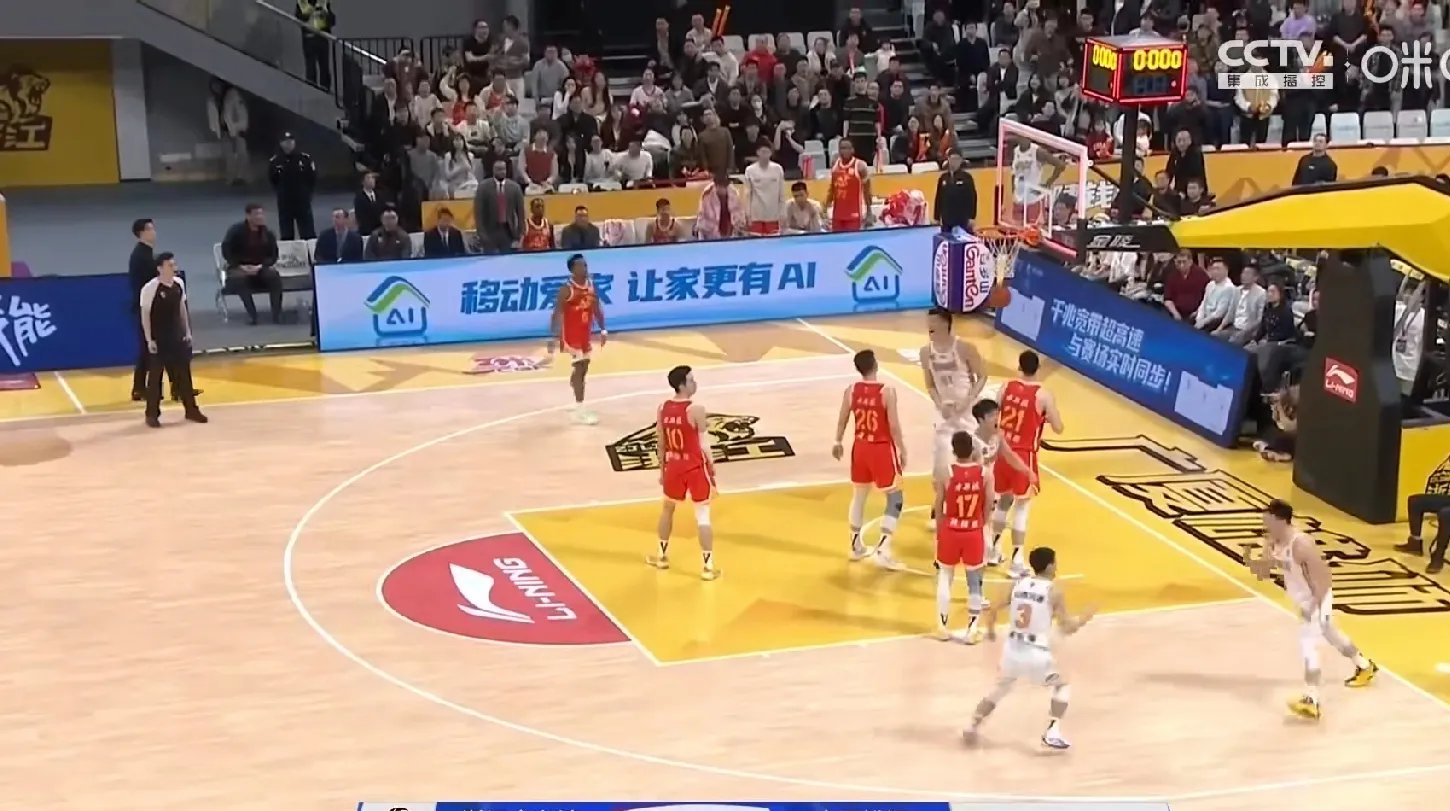 开云体育登录入口关于Scout迎来三赛季出色发挥，独行侠观众热烈欢呼！的信息