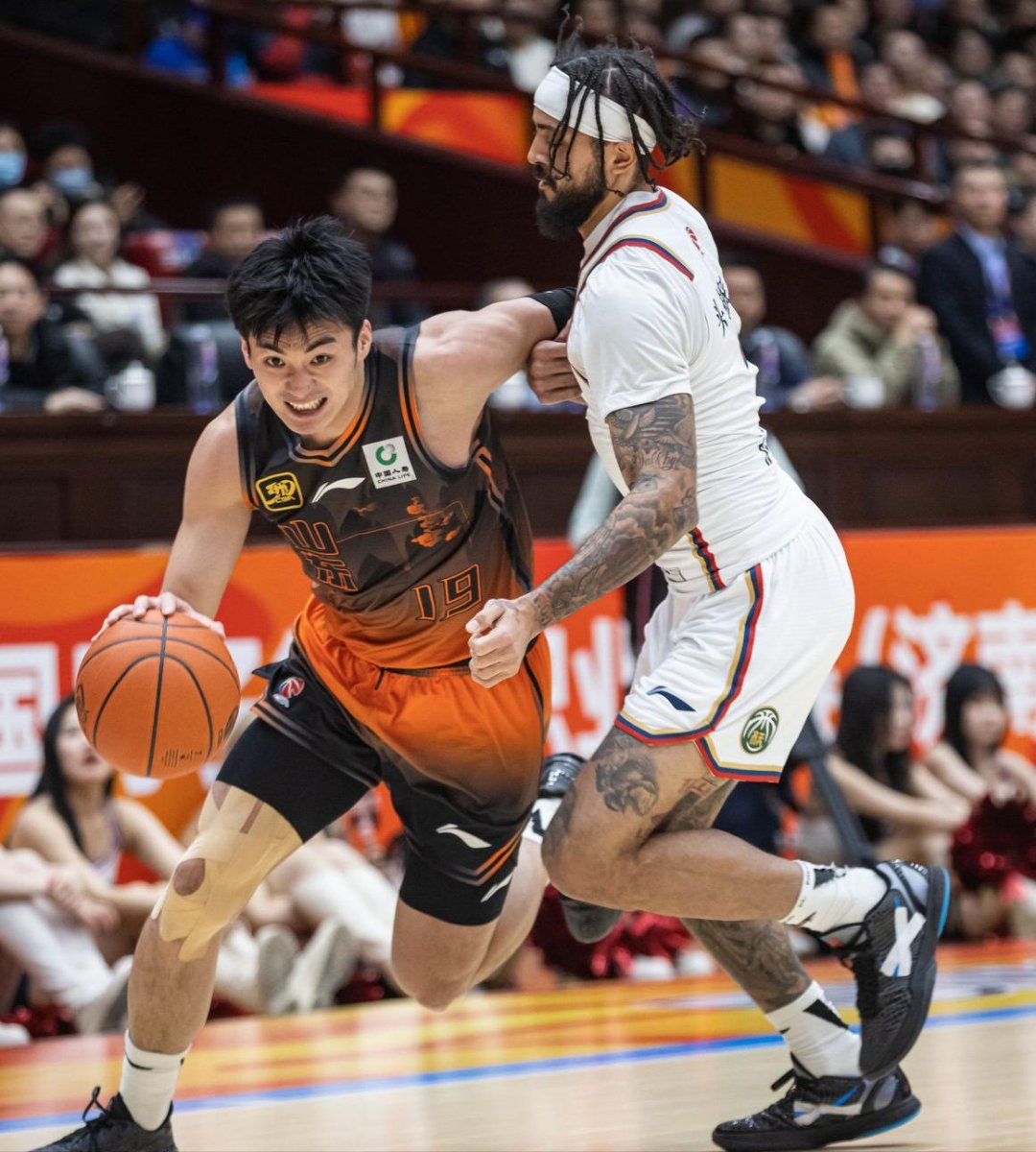 开云体育官方登录CBA季后赛赛程吃紧，马德里竞技今夜绝杀压哨，信心回归，心理建设被强调的简单介绍