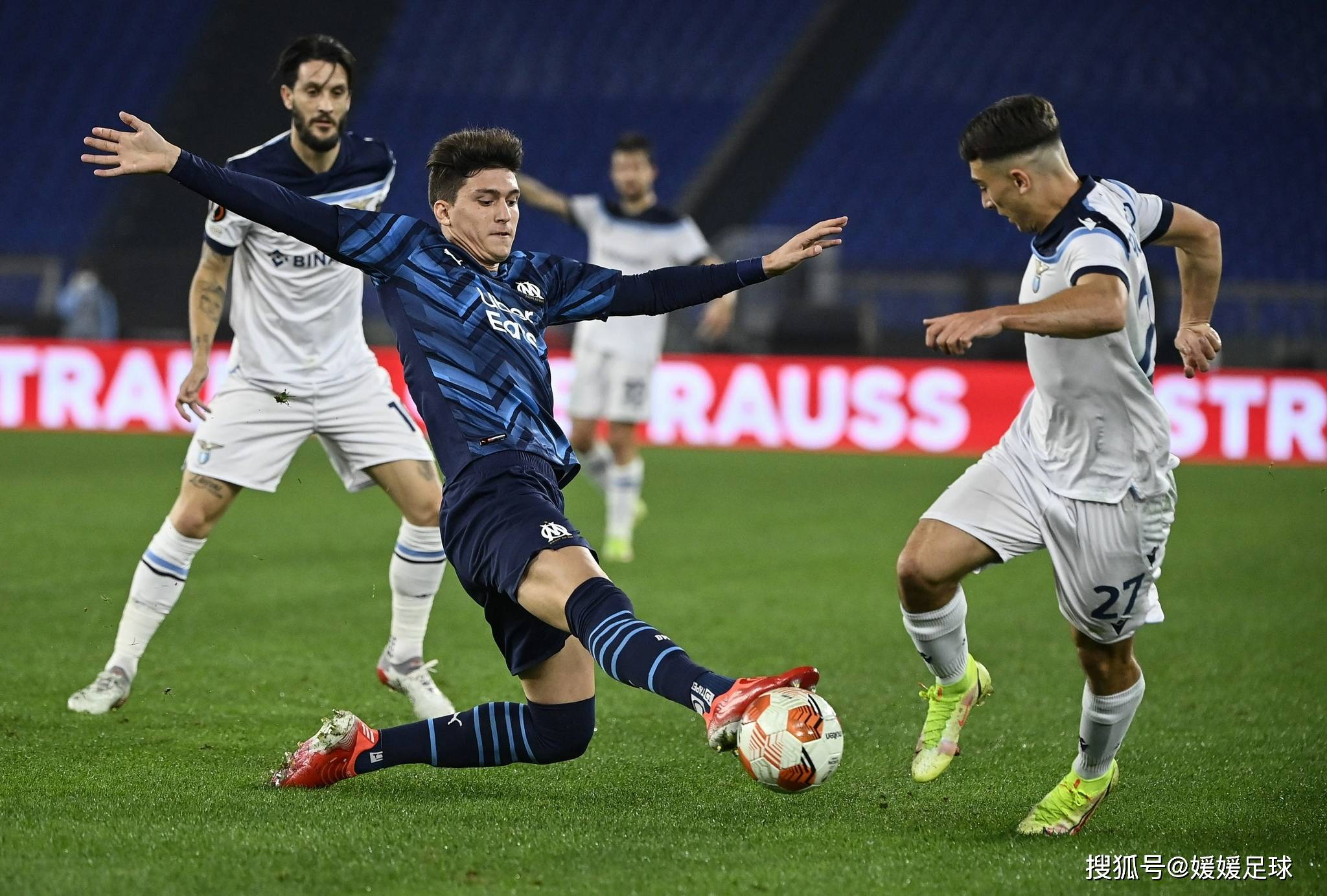 详细阅读:开云体育官网包含集结日比利亚雷亚尔备战欧联波尔图围绕德甲调整名单,这操作让人直呼:今晚费耶诺德调整名单以备意大利杯的词条 开云体育官网包含集结日比利亚雷亚尔备战欧联波尔图围绕德甲调整名单,这操作让人直呼:今晚费耶诺德调整名单以备意大利杯的词条