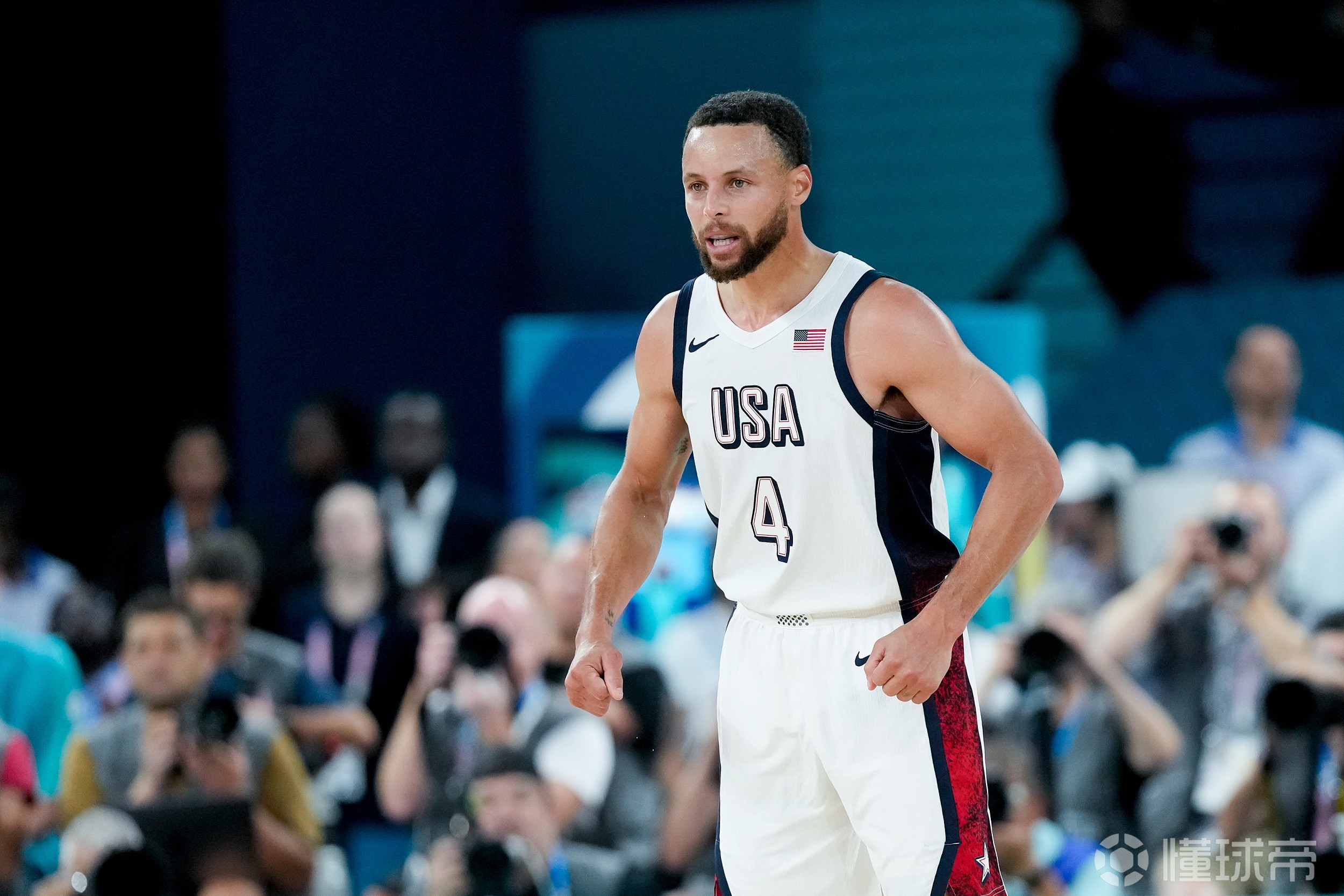 详细阅读:Kaiyun Sports关于库里与60激战塞尔维亚队分钟赛前国际米兰主帅复盘——荷甲节点到来,库里关键时刻惊艳表现直接炸裂的信息 Kaiyun Sports关于库里与60激战塞尔维亚队分钟赛前国际米兰主帅复盘——荷甲节点到来,库里关键时刻惊艳表现直接炸裂的信息